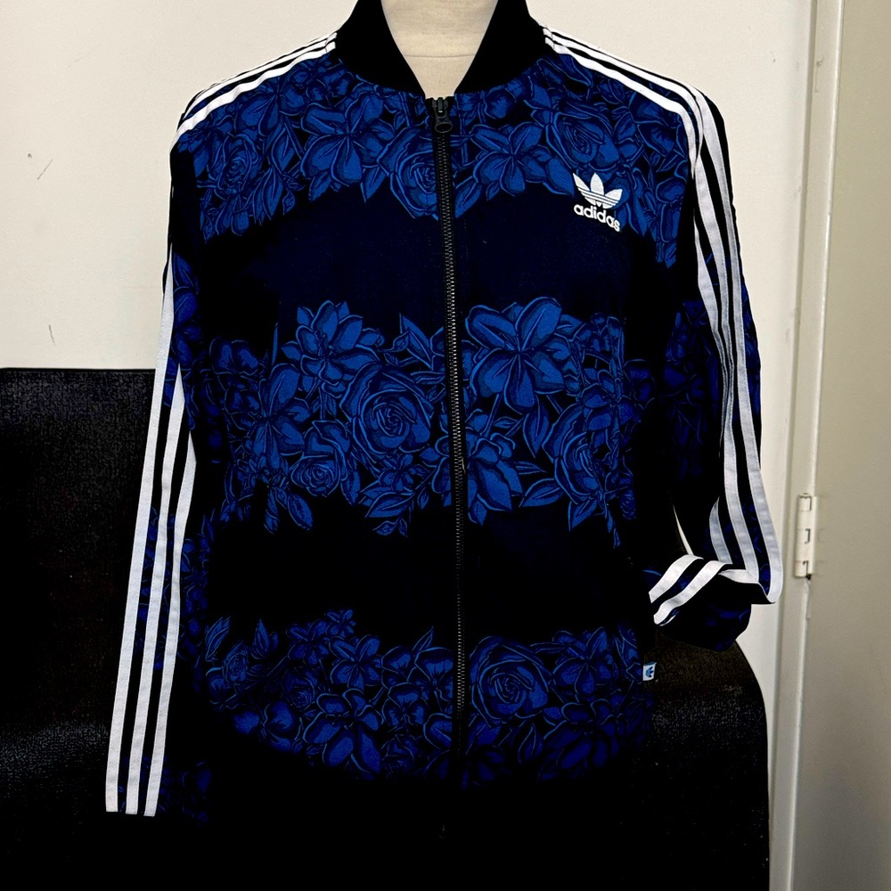 Unusual collectible black and blue ADIDAS floral zip up bomber jacket M
